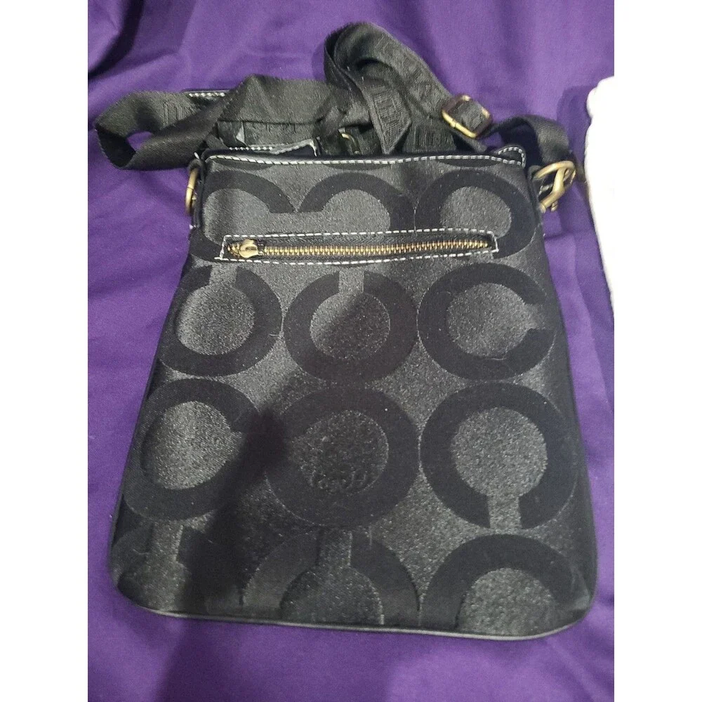 Coach signature stripe